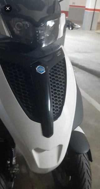 Piaggio MP3 Yourban 300LT Scooter