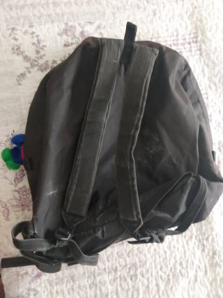 Mochila Reebok Negra y Morada