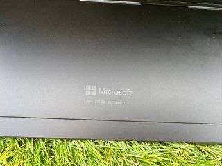 Microsoft Surface Pro 7 Intel i7 (Preto)