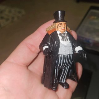Figura El Pingüino DC Comics