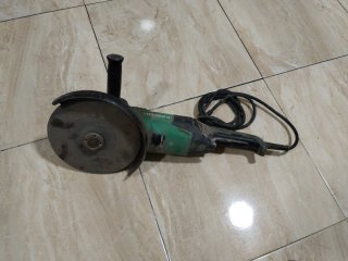 Amoladora Hitachi Radial
