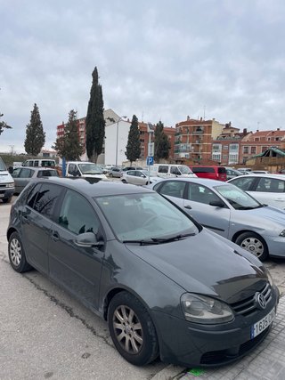 Volkswagen Golf 2003