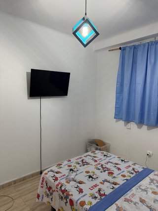 Alquiler de habitacion persona sola solo chicos/as