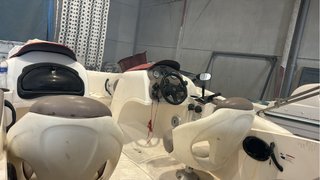 Barco Yamaha LS 2000