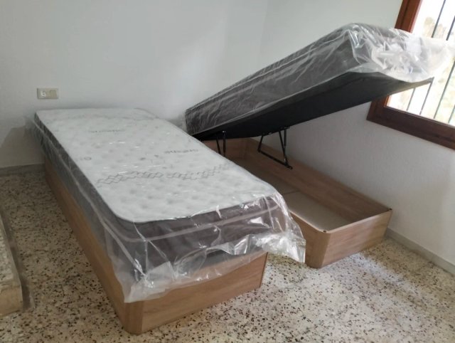 Canapé abatible madera y tela