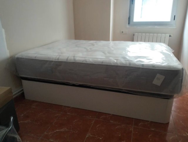 Canapé abatible madera y tela