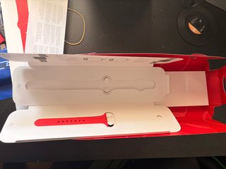 Apple Watch Series 8 45mm (PRODUCT)RED