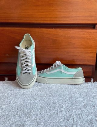 Vans gris y turquesa