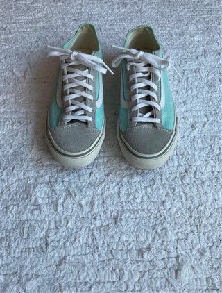 Vans gris y turquesa