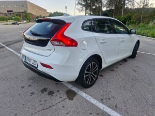 Volvo V40 2017