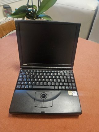 Dell Latitude XPI CD Pentium 166