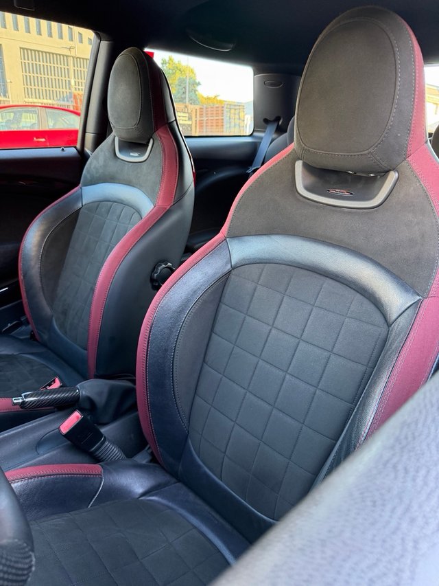 MINI John cooper works - Revisado