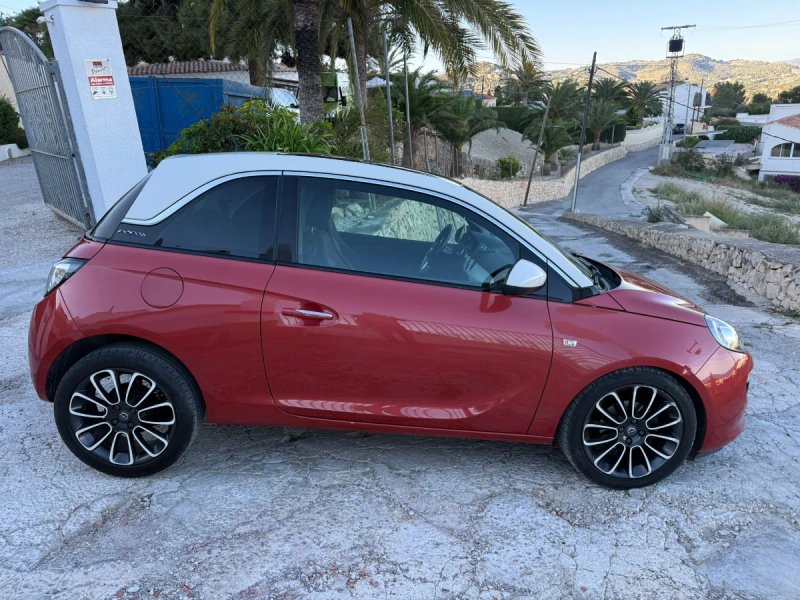 Opel ADAM 2018 - foto 1