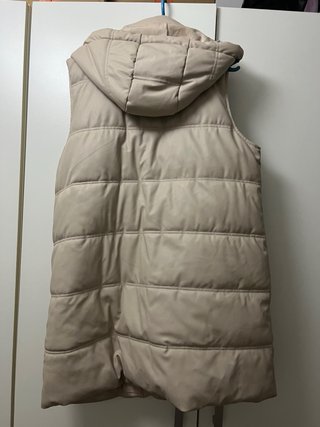 Chaleco Zara Beige Acolchado con Capucha