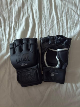 Guantes boxeo, guantilla, espinilleras Leone/Venum