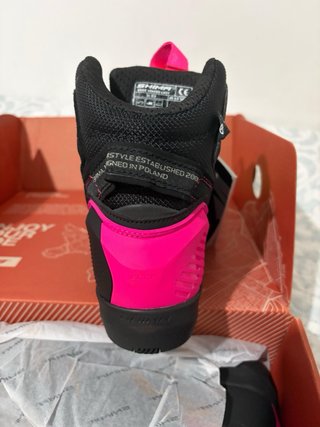 Botas de montar en moto mujer,talla 36. A estrenar