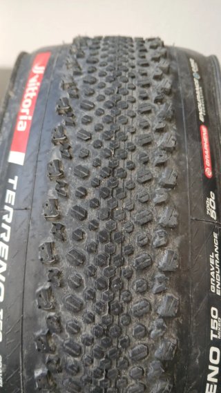 Cubierta Vittoria Terreno T50 Gravel 700x50c