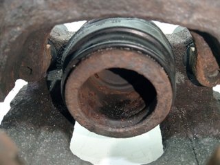 PINZA FRENO DELANTERA IZQUIERDA BMW SERIE 1 CABRI