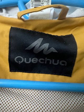 Chubasquero Quechua Amarillo y Beige