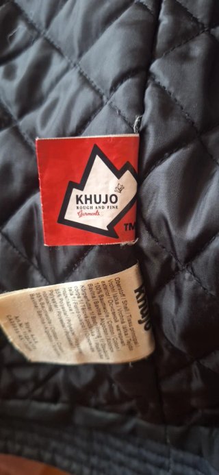 Abrigo impermeable Khujo con cuello de pelo