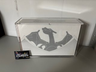Custodia acrilica per Charizard UPC Pokemon
