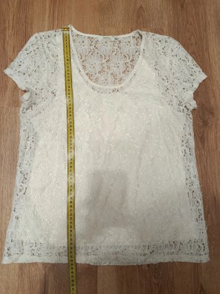 Blusa encaje blanco roto talla XL Amichi