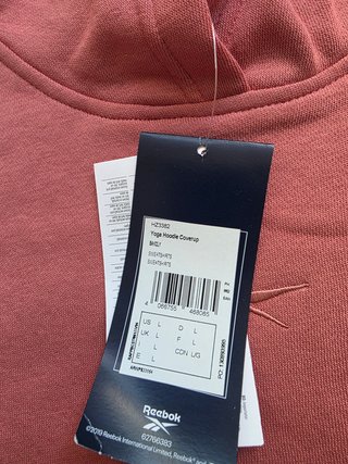 Sudadera Cropped Reebok Talla L con etiqueta