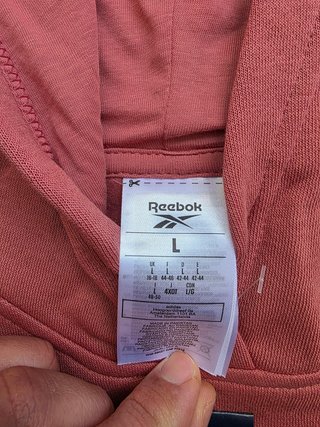 Sudadera Cropped Reebok Talla L con etiqueta