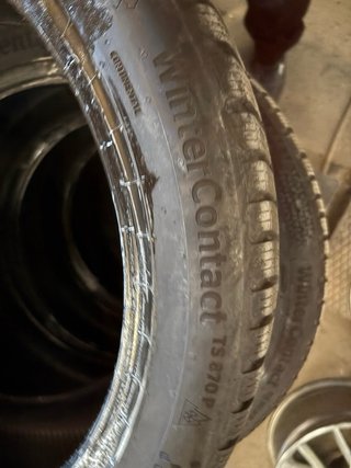 Neumáticos 245/45/20 y 265/40/20