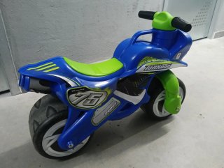 Moto Correpasillos Tundra Tornado INJUSA