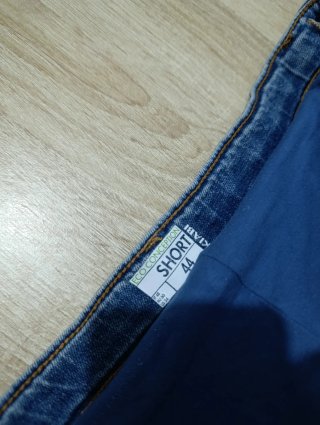 Pantalón corto tejano premamá Kiabi Talla 44