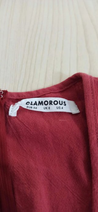 Vestito estivo rosso con fiocco