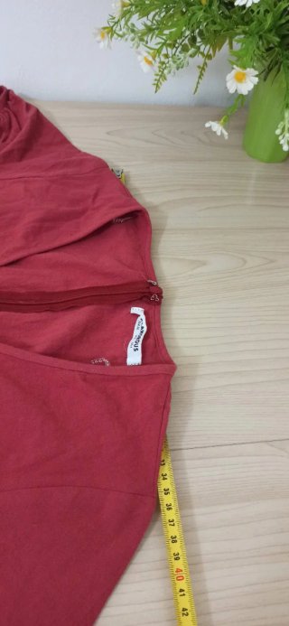 Vestito estivo rosso con fiocco