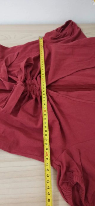 Vestito estivo rosso con fiocco