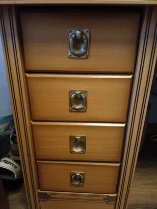 Mesa de escritorio de madera