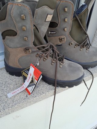 Botas de caza Chiruca nuevas