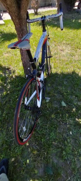 Bicicleta de carretera Macario