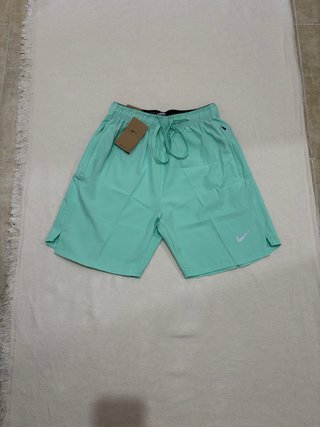 Conjunto Nike DRI-FIT Verde Agua