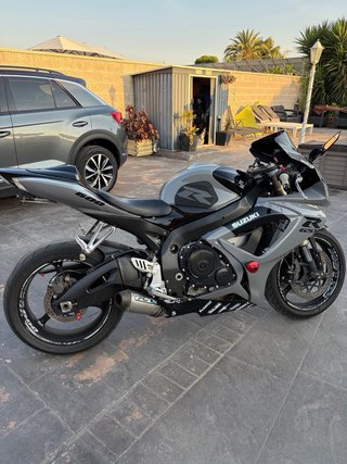 Suzuki GSXR 600