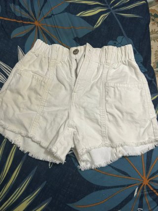 Shorts vaqueros blancos Zara Talla xs
