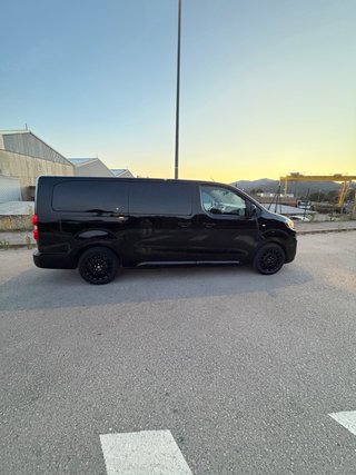 Peugeot Traveller 2018