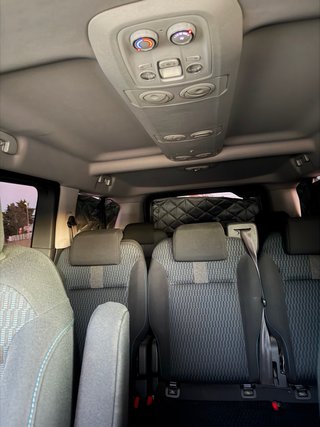 Peugeot Traveller 2018