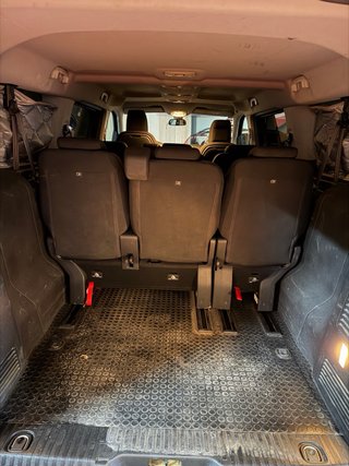 Peugeot Traveller 2018