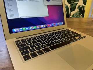 MacBook Air A1466 8GB 256GB Plata