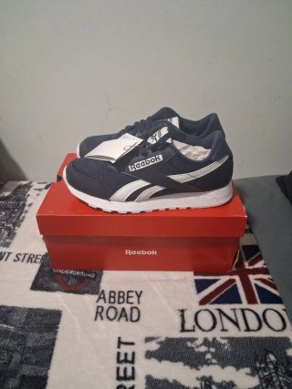 Tenis Reebok Azul y Blanco