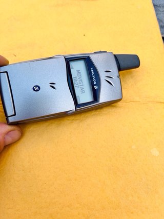 Ericsson T29s Teléfono Móvil Clamshell