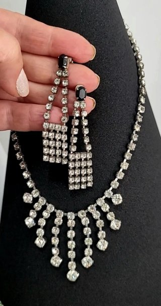 Conjunto Vintage Gargantilla y Pendientes Strass
