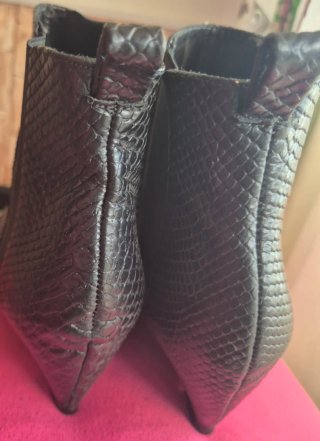 Botines Mango Negros Piel Serpiente