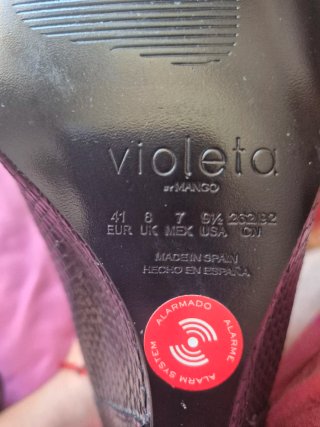 Botines Mango Negros Piel Serpiente