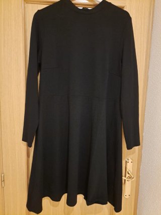 Vestido negro manga larga Sin Estrenar